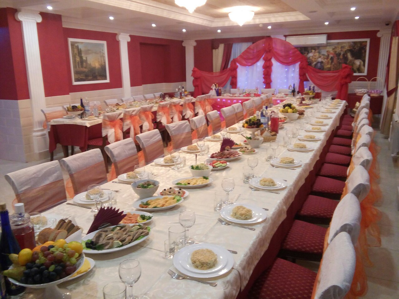 снимок зала для мероприятия Банкетные залы Ресторан ТРОЯ на 2 мест Краснодара